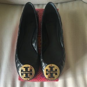Tory Burch Quinn Flats (Size 10)